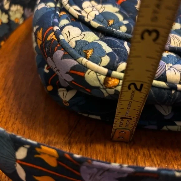 Vera Bradley Saddle Crossbody Turnlock Key Bag in Floral Bursts - Picture 13 of 13